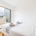 904 - Rooftop In Center, 100m Away Menton